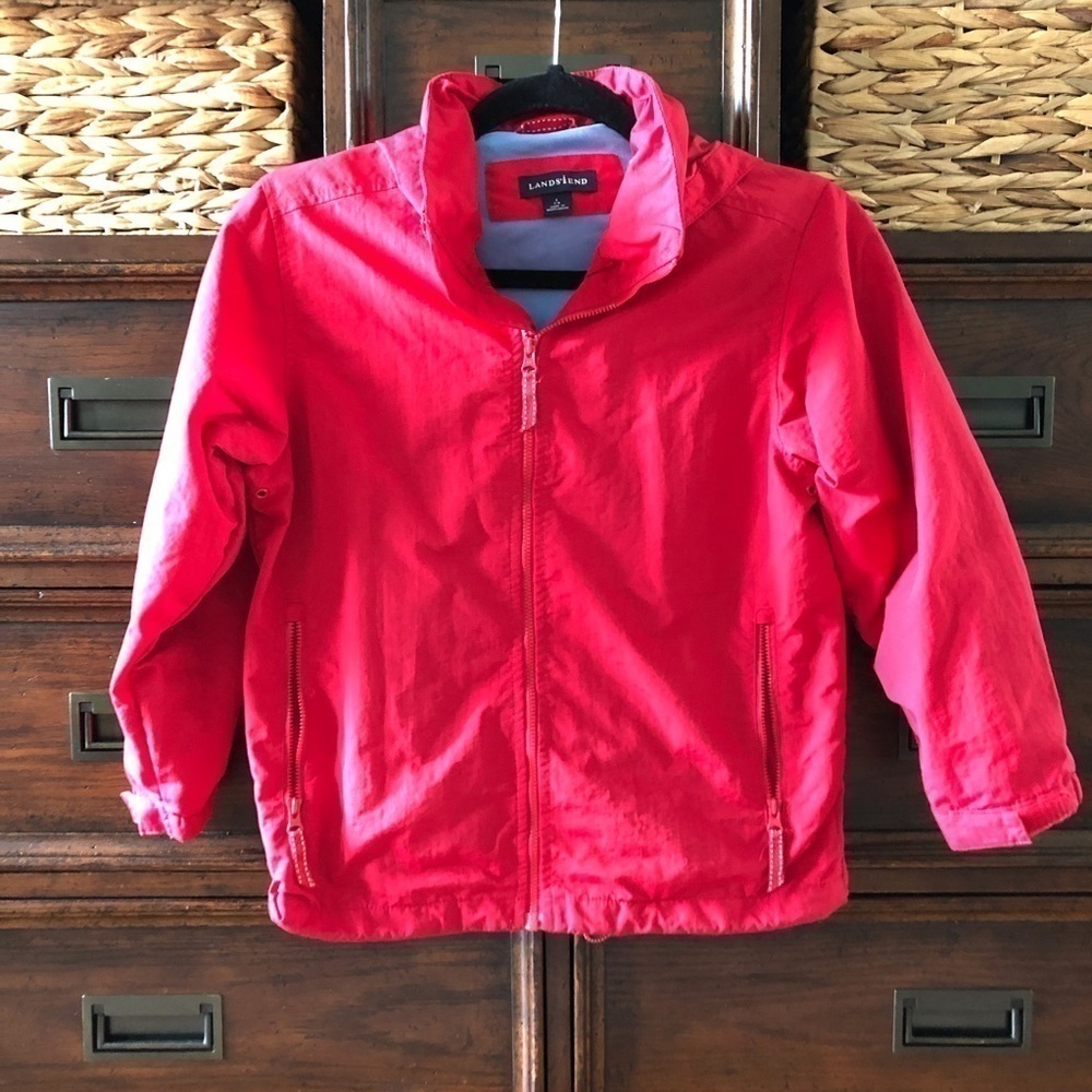 Land’s End red lightweight vented hiking jacket in size S